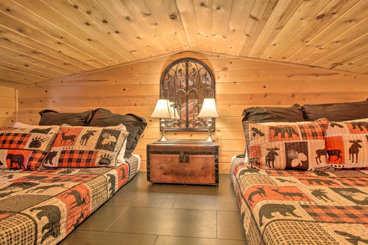 פיינטופ-לייקסייד Lakeside Cabin On 2 Acres With Fire Pit And Hot Tub! מראה חיצוני תמונה
