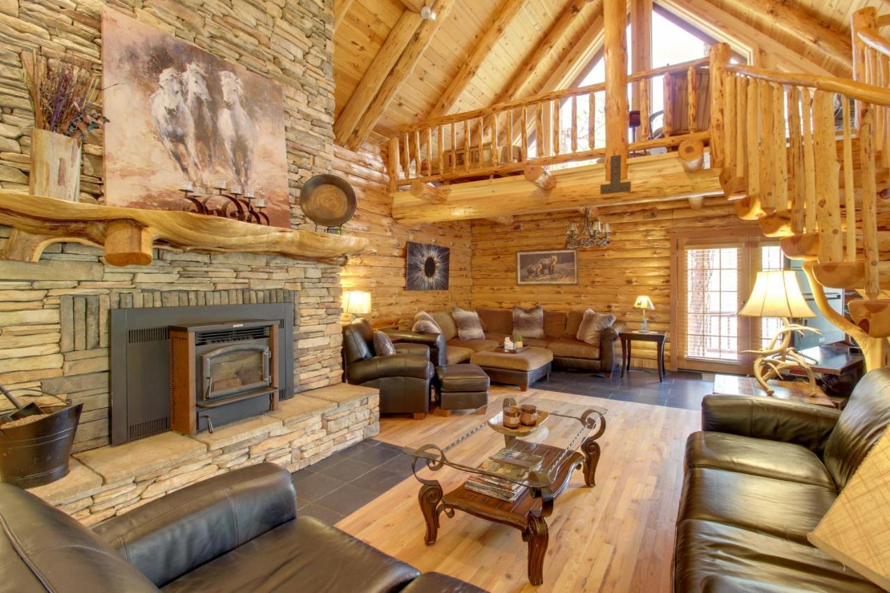 פיינטופ-לייקסייד Lakeside Cabin On 2 Acres With Fire Pit And Hot Tub! מראה חיצוני תמונה