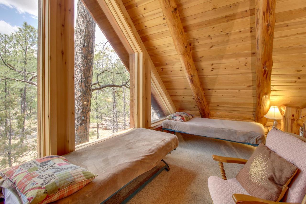 פיינטופ-לייקסייד Lakeside Cabin On 2 Acres With Fire Pit And Hot Tub! מראה חיצוני תמונה