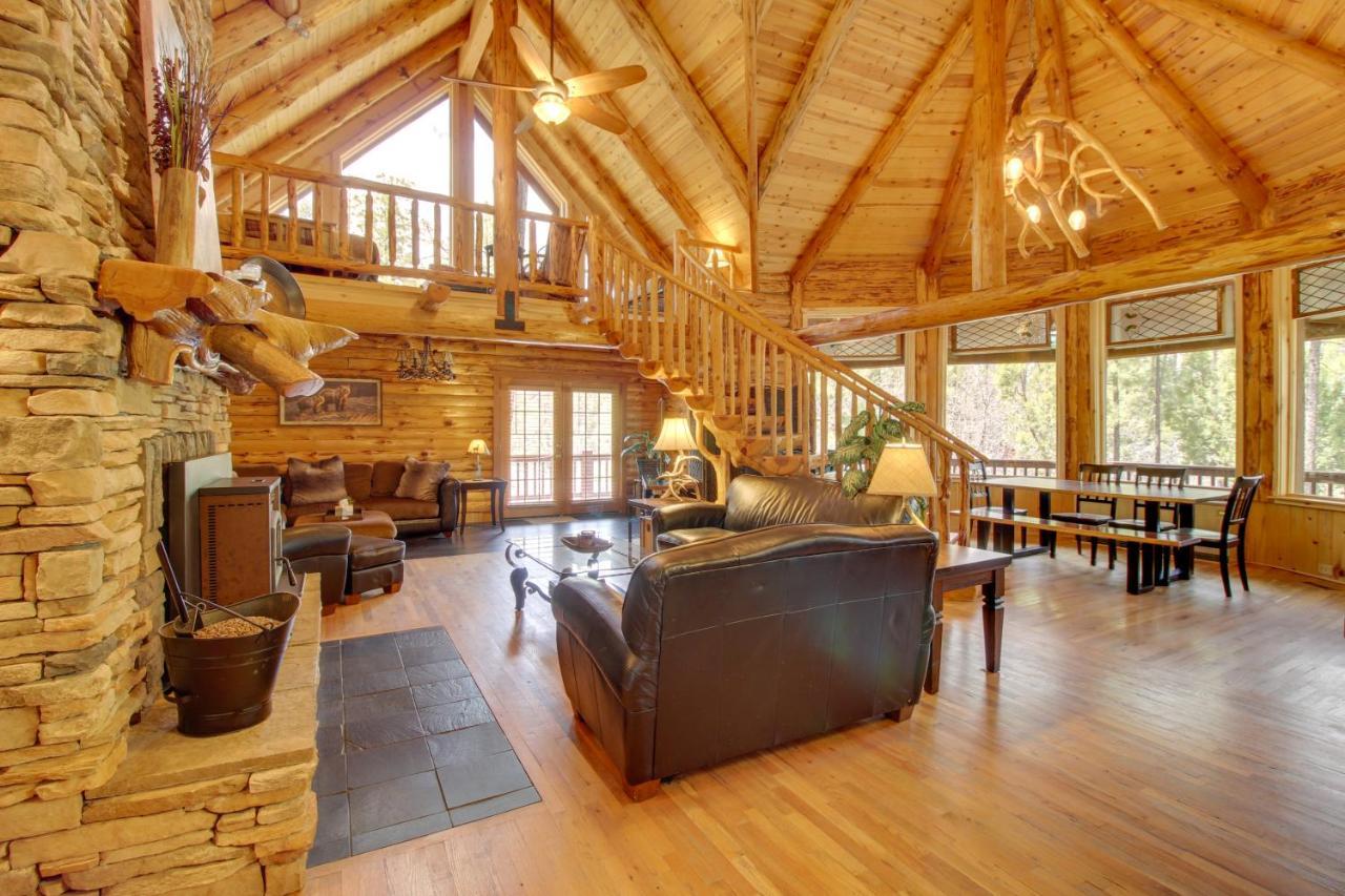 פיינטופ-לייקסייד Lakeside Cabin On 2 Acres With Fire Pit And Hot Tub! מראה חיצוני תמונה